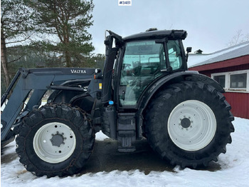 Tracteur agricole 2015 Valtra N174D w/ Front loader: photos 3
