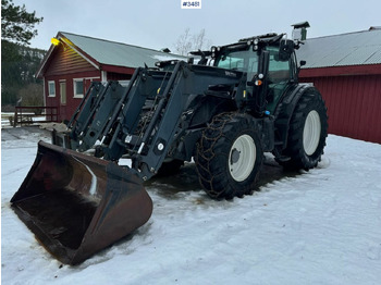 Tracteur agricole 2015 Valtra N174D w/ Front loader: photos 2