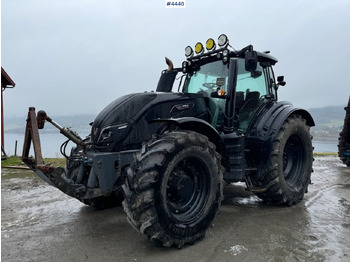 Tracteur agricole VALTRA T234