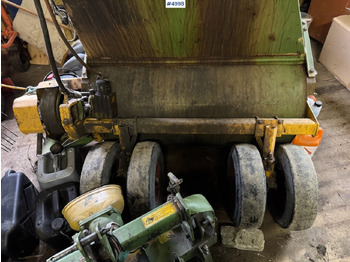 Matériel de fenaison Serigstad FS 134 with steering and tractor frame.: photos 4