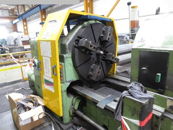 Machine à métaux