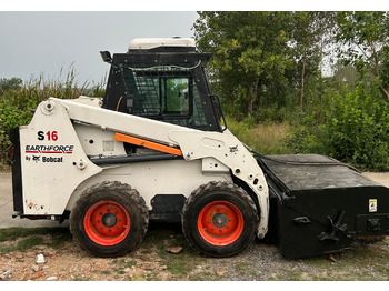 Mini chargeuse BOBCAT S16