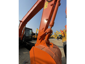Pelle sur chenille HITACHI ZX130: photos 5