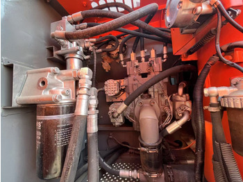 Pelle sur chenille HITACHI ZX160: photos 5 Pelle sur chenille HITACHI ZX160: photos 5