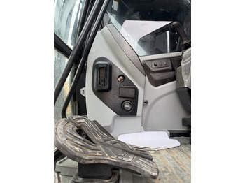 Pelle sur chenille HYUNDAI HX220HD: photos 4