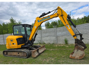 Pelle sur chenille JCB