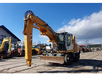 Pelle de manutention LIEBHERR A 316