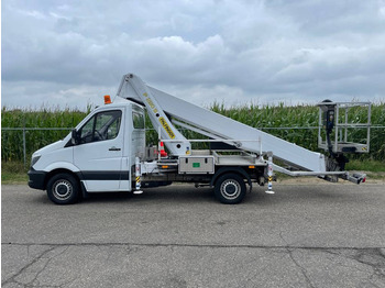Camion avec nacelle PALFINGER