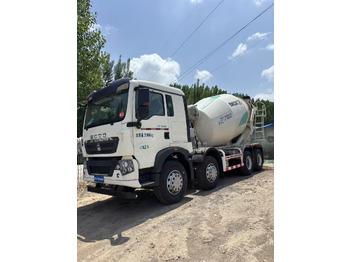 Camion malaxeur SINOTRUK HOWO