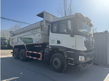 Camion benne SHACMAN