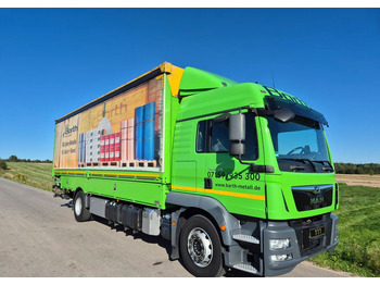 Camion à rideaux coulissants MAN TGM 15.250