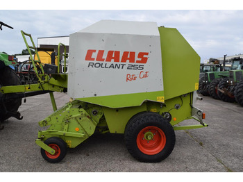 Presse à balles rondes CLAAS