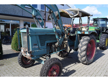 Tracteur agricole HANOMAG