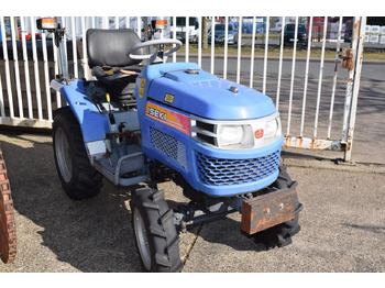 Tracteur enjambeur ISEKI