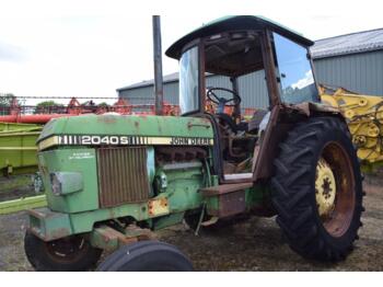 Tracteur agricole JOHN DEERE 2040