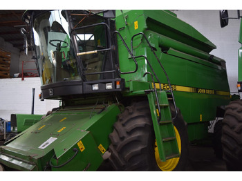Moissonneuse-batteuse JOHN DEERE 2066