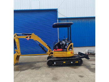 Mini pelle CATERPILLAR 303E