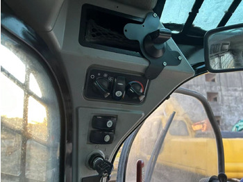 Caterpillar 246D - crédit-bail Caterpillar 246D: photos 2 Caterpillar 246D - crédit-bail Caterpillar 246D: photos 2