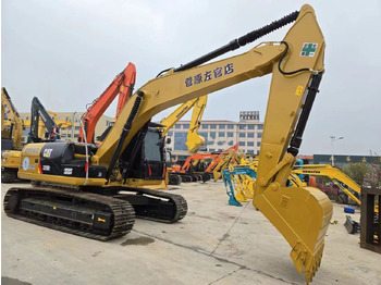 Pelle sur chenille Caterpillar 320D2: photos 3