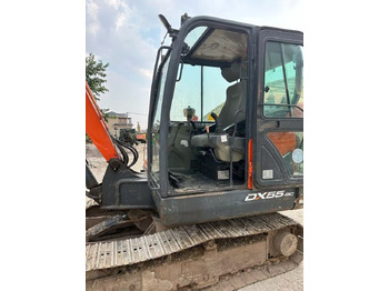Mini pelle Doosan DX55: photos 3