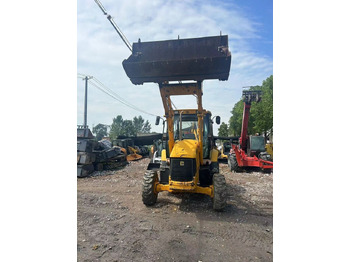 Tractopelle JCB 3CX