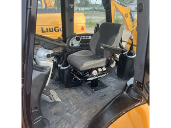 Tractopelle JCB 4CX: photos 3 Tractopelle JCB 4CX: photos 3