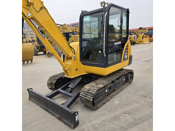 Mini pelle KOMATSU PC56-7: photos 4