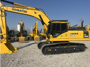 Pelle sur chenille Komatsu PC300-7: photos 3