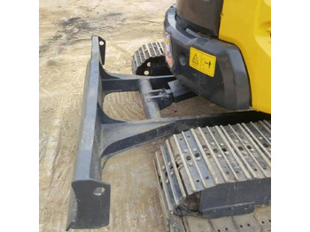 Mini pelle Komatsu PC50MR: photos 4