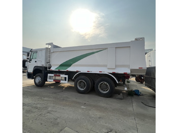 Camion fourgon neuf SINOTRUK HOWO: photos 4 Camion fourgon neuf SINOTRUK HOWO: photos 4