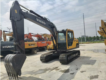 Pelle sur chenille VOLVO EC140DL