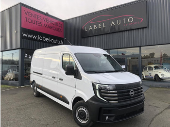 Fourgon utilitaire NISSAN