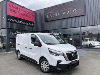Fourgon utilitaire NISSAN