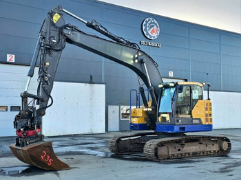 Pelle sur chenille VOLVO ECR235EL