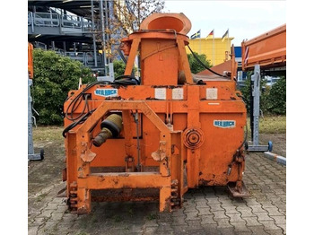 Souffleuse à neige UNIMOG