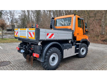 Camion benne, Véhicule de voirie/ Spécial Unimog 318 EAS 662 Std. 12020km Mercedes Benz U318 Kipper U 405 323 423 430 530 427: photos 3