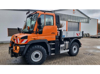 Camion benne, Véhicule de voirie/ Spécial Unimog 318 EAS 662 Std. 12020km Mercedes Benz U318 Kipper U 405 323 423 430 530 427: photos 2