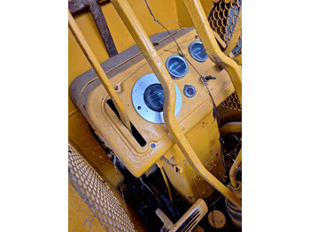 Chargeuse sur chenilles Massey Ferguson MF200: photos 2 Chargeuse sur chenilles Massey Ferguson MF200: photos 2