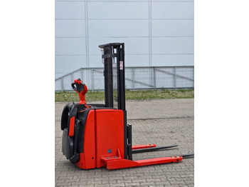 Chariot à mât rétractable neuf Linde L 14 AS AP Li-ION NEW UNUSED: photos 3 Chariot à mât rétractable neuf Linde L 14 AS AP Li-ION NEW UNUSED: photos 3