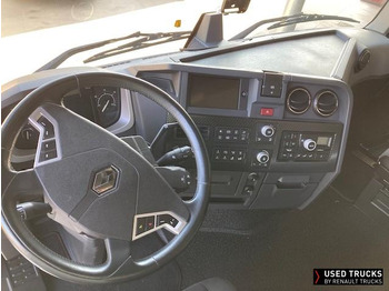 Photo d'intérieur 1: Tracteur routier Renault Trucks T High
