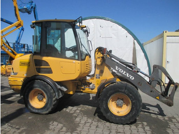 Chargeuse sur pneus VOLVO L25F
