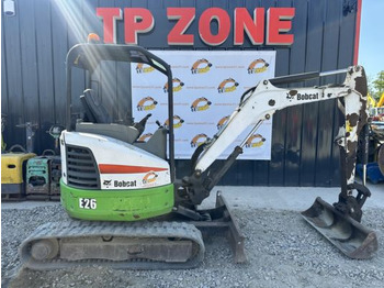 Mini pelle BOBCAT E26