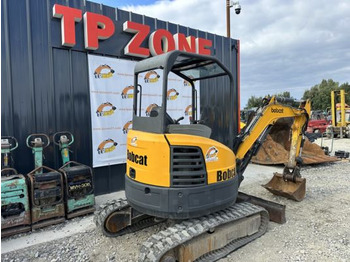 Mini pelle Bobcat E26 à 17500 € ht: photos 5