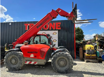 Chariot télescopique MANITOU MT 932