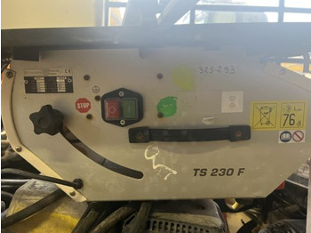 Outil/ Équipement HUSQVARNA