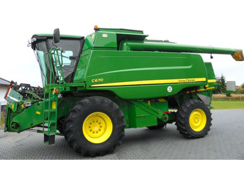 Moissonneuse-batteuse JOHN DEERE C670