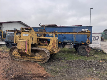 Poseur de canalisations CATERPILLAR D4