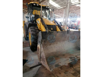 Tractopelle JCB 4CX