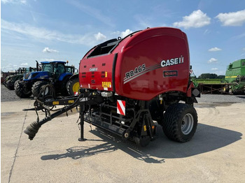 Presse à balles rondes CASE IH
