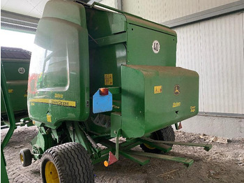 Presse à balles rondes JOHN DEERE 864: photos 2